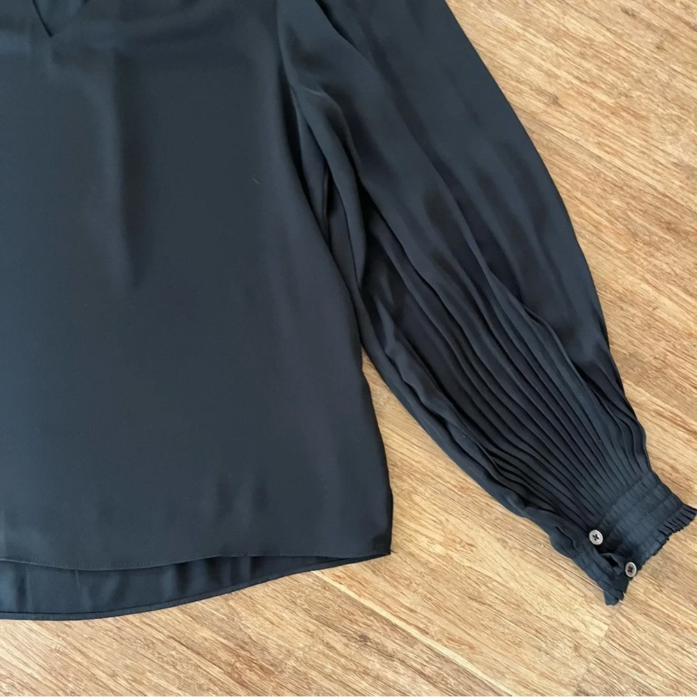 Current Air Anthropologie Black Pleated Sleeve Top XS - Picture 5 of 7